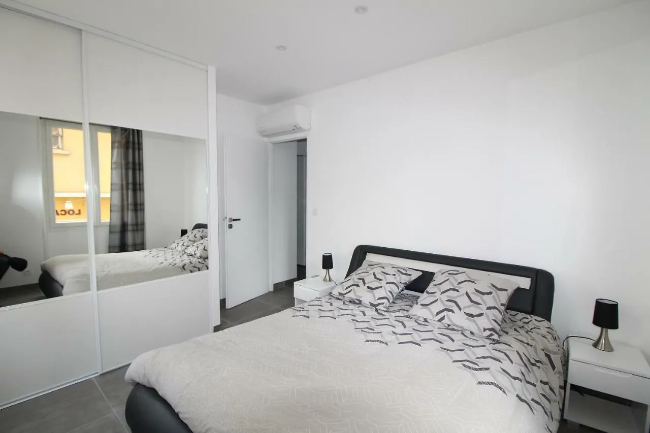 Appartement 1 Rue Lauzet Aîné à Sanary-sur-Mer